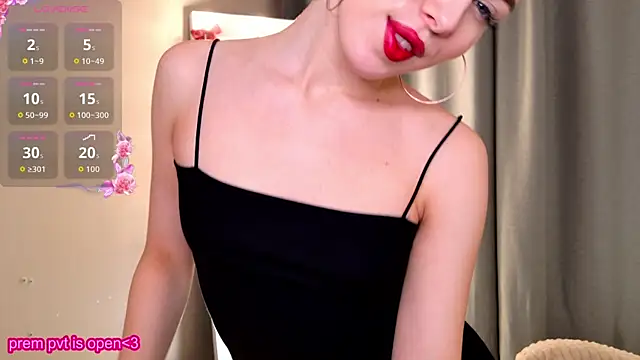 ChloeSammers online show from December 20, 1:48 pm