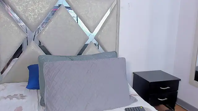 mia fox4 online show from October 30, 12:39 pm