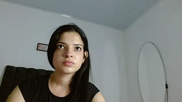 ManuelaDelgado online show from October 14, 10:45 pm