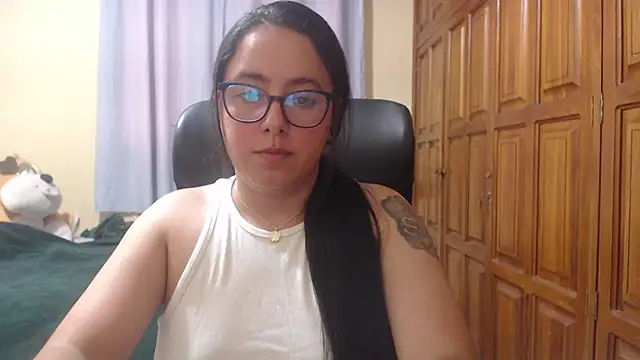 Venus cat  online show from February 4, 12:46 am