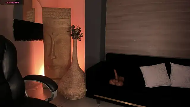 KylieJenkins online show from July 25, 11:28 am