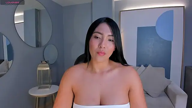 NatalieLewis online show from July 14, 10:54 am