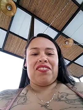 Italia 12 online show from November 29, 10:47 pm