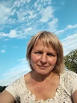 Masha412111 online show from August 7, 4:52 am