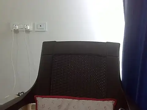 Laila Cute online show from August 6, 4:52 am
