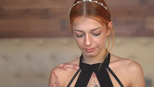 DaphneRose online show from October 29, 4:17 am