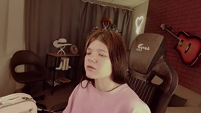 StasyaCollins online show from December 5, 4:19 pm