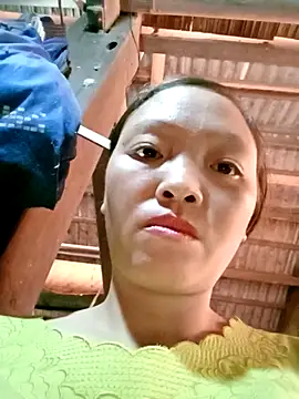 Snapshot of Minkine022 chatting on October 5, 12:59 am Minkine022 online show from October 5, 12:59 am