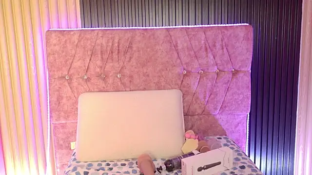 Mia lopez 1 online show from July 30, 7:53 am