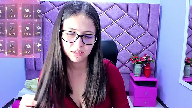 sarah sweett  online show from April 28, 3:16 pm