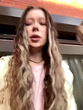 RollDolls online show from October 30, 5:10 am