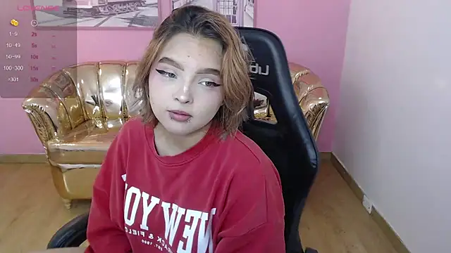 mia foster t online show from November 11, 12:35 pm