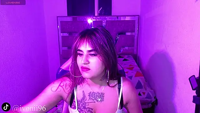 ivoni online show from November 10, 10:38 pm