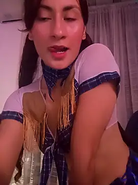 clover tter  online show from October 28, 7:36 am