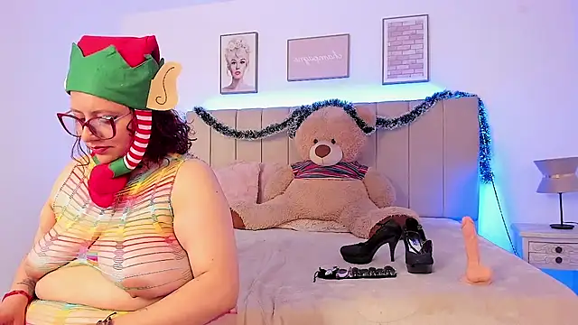 sam von tess online show from December 13, 7:53 pm