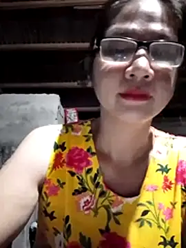 Sexiestmom 89 online show from December 3, 5:59 pm