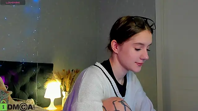 Stacey Lace online show from October 19, 4:53 pm