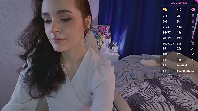 ElizabethMilller  online show from July 2, 3:23 am