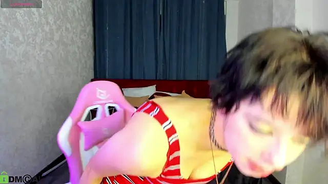 Sara Frayer online show from October 7, 1:21 am