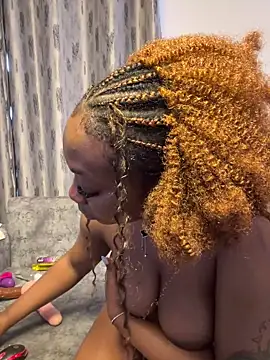 cocoluvx online show from February 13, 4:58 am