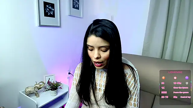 Snapshot of victoria_stern chatting on October 20, 12:41 pm victoria stern online show from October 20, 12:41 pm