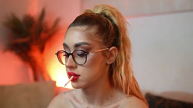 AileenKiss online show from February 14, 9:17 pm