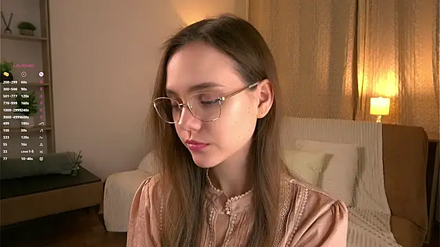 SweetSaraPie online show from April 29, 6:46 pm