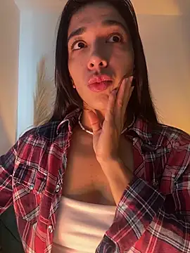 SabrinaEvanss  online show from July 6, 4:09 pm