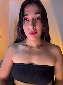 SabrinaEvanss  online show from July 9, 7:27 pm
