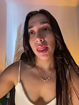 SabrinaEvanss  online show from July 11, 9:15 pm