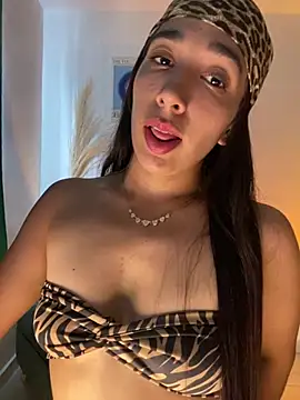 SabrinaEvanss  online show from July 10, 7:36 pm