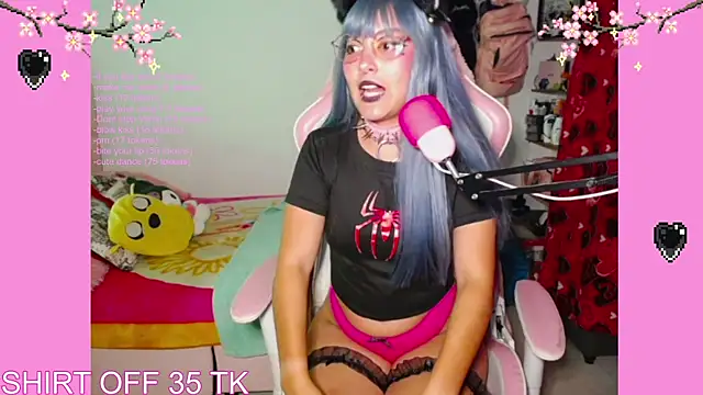 Snapshot of Vampkin_28 chatting on October 13, 3:42 am Vampkin 28 online show from October 13, 3:42 am
