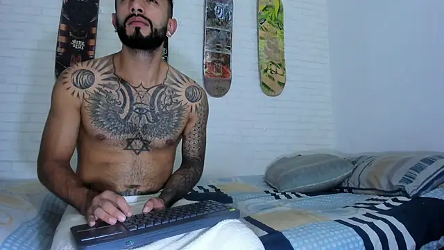 sofiandnick smith online show from July 28, 2:31 am