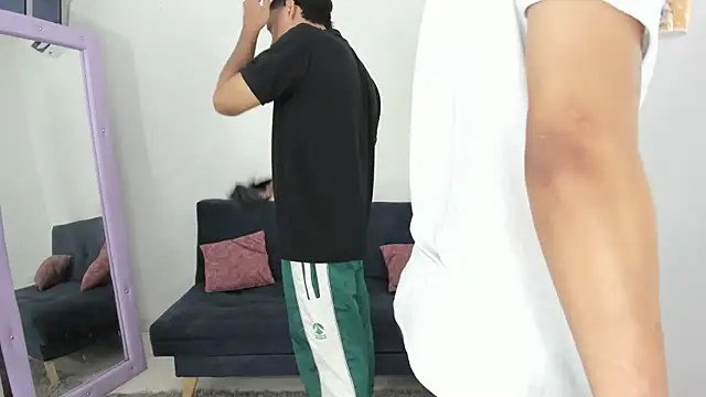 amazinghotgirl online show from November 24, 7:27 pm