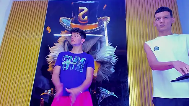 Play boys Hot2 online show from November 21, 5:09 am