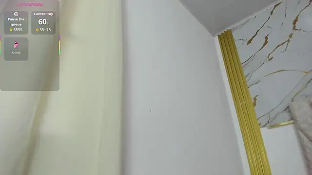 Yasmin nazer online show from December 5, 7:59 pm