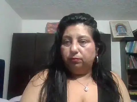 Snapshot of Karina_Betherlsen chatting on October 12, 4:15 am Karina Betherlsen online show from October 12, 4:15 am