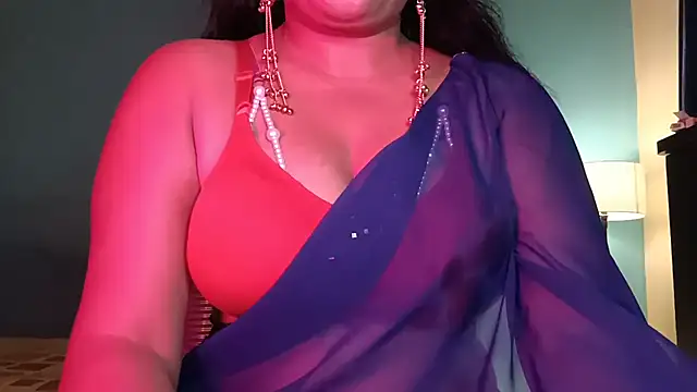 horny milf couple online show from August 2, 6:22 pm