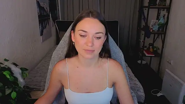 Madison Golden online show from November 7, 6:52 am