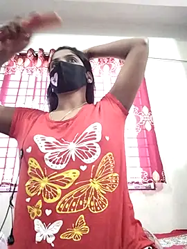 Queen-Any online show from November 11, 2:29 am