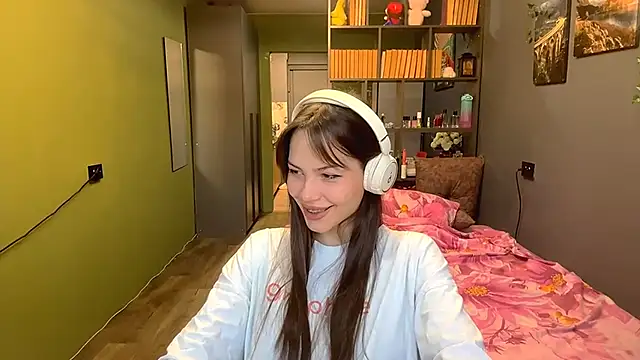Snapshot of MysticAlisa chatting on October 8, 10:08 am MysticAlisa online show from October 8, 10:08 am