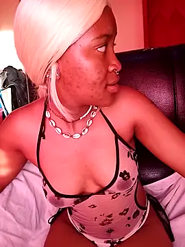 Snapshot of FreakieKay chatting on October 9, 3:38 pm FreakieKay online show from October 9, 3:38 pm