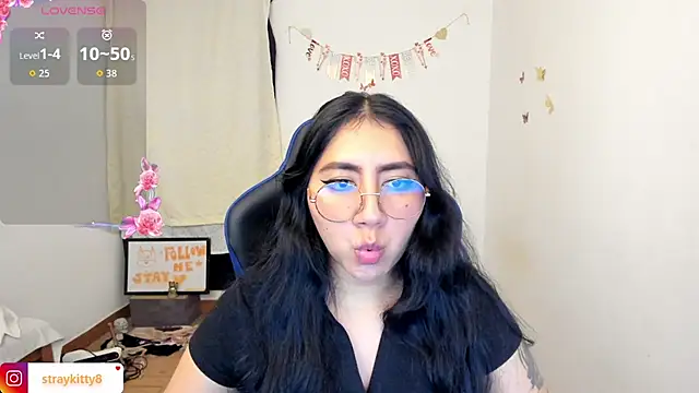LoveLyy- online show from June 5, 11:44 pm