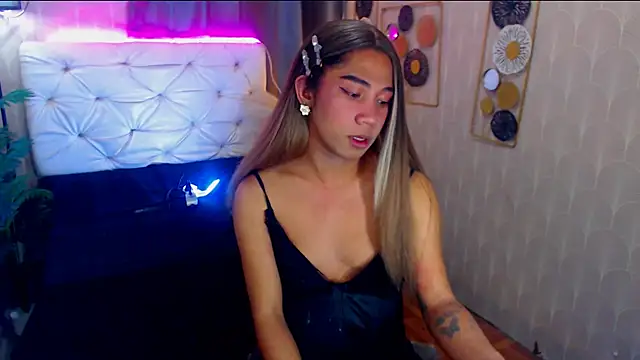 Seductive nathalie online show from October 19, 11:07 pm