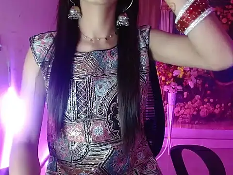 Roiseeee online show from May 2, 6:17 am