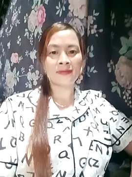 Snapshot of lucky774- chatting on October 13, 12:57 am lucky774- online show from October 13, 12:57 am