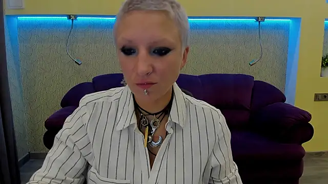 LiluSprings online show from October 8, 5:45 am