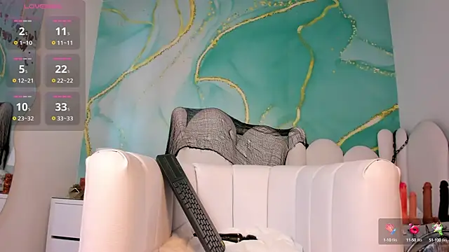 Snapshot of bbyalexxxa chatting on October 8, 1:04 pm bbyalexxxa online show from October 8, 1:04 pm