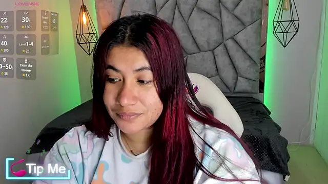 Addyy 02 online show from June 17, 6:53 pm