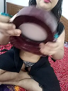 Beauty Queen Soniya online show from November 19, 2:11 am